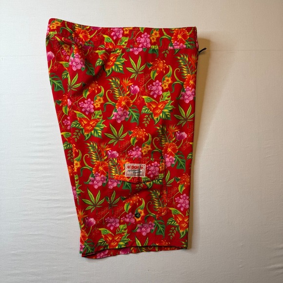 DGK Board Shorts Mens 32 Red Hawaiian Floral Print Permanent Vacation Surf Swim - Picture 4 of 9